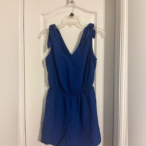 Women's Blue Sleeveless V-Neck Jumper // Size: Medium